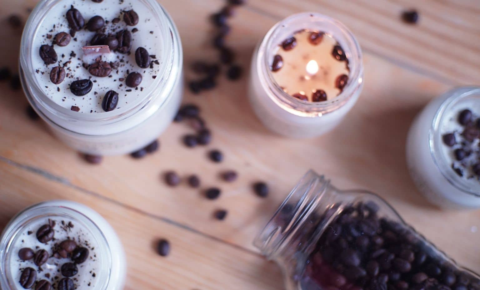 reuse coffee grounds to make scented candles